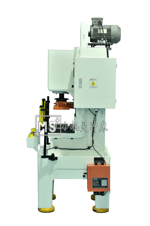 小型冲床图片(侧) 小型冲床图片(侧)